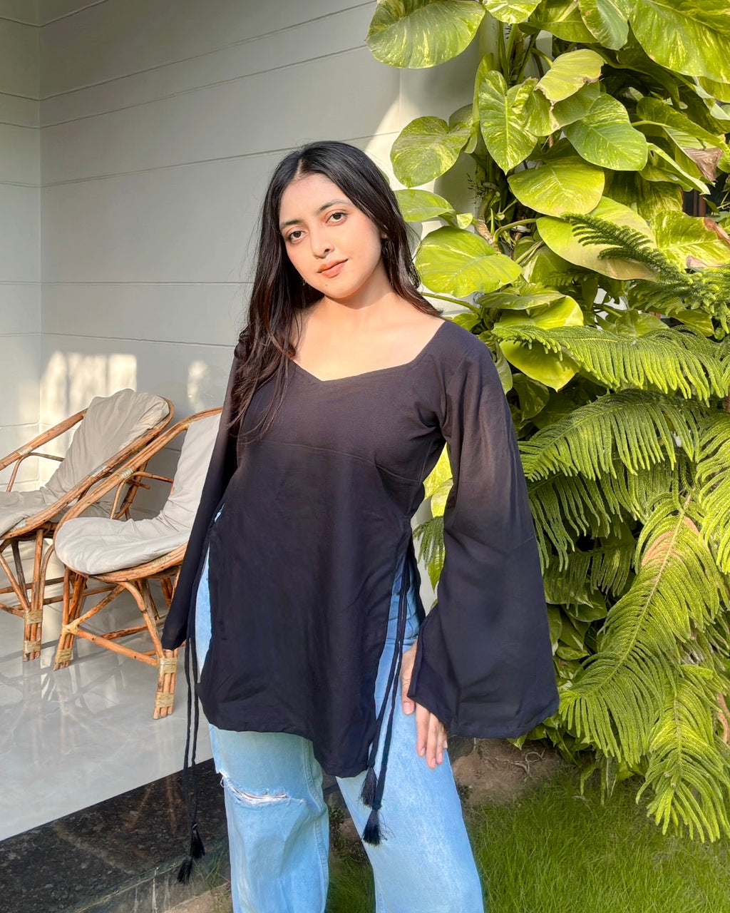 ZEENAT | bell sleeves kurti