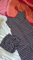 black gamthi suit set