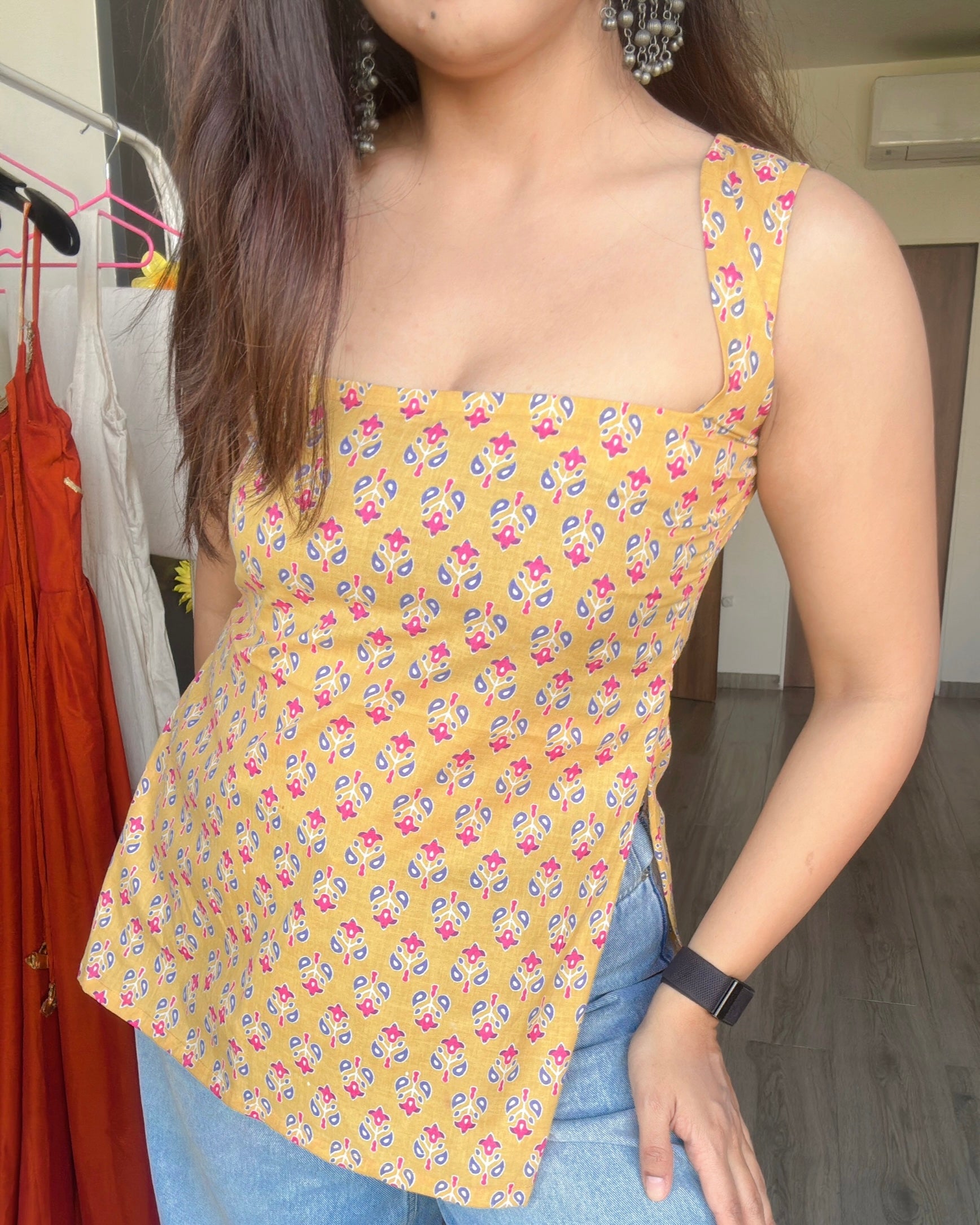 SAAVI | short kurti