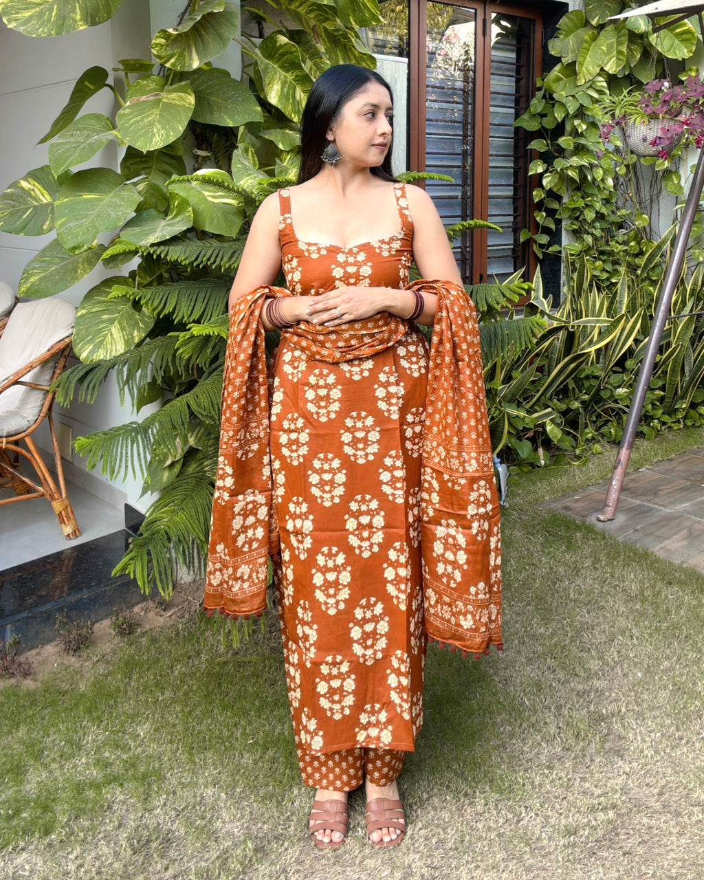 LEKHA | suit set