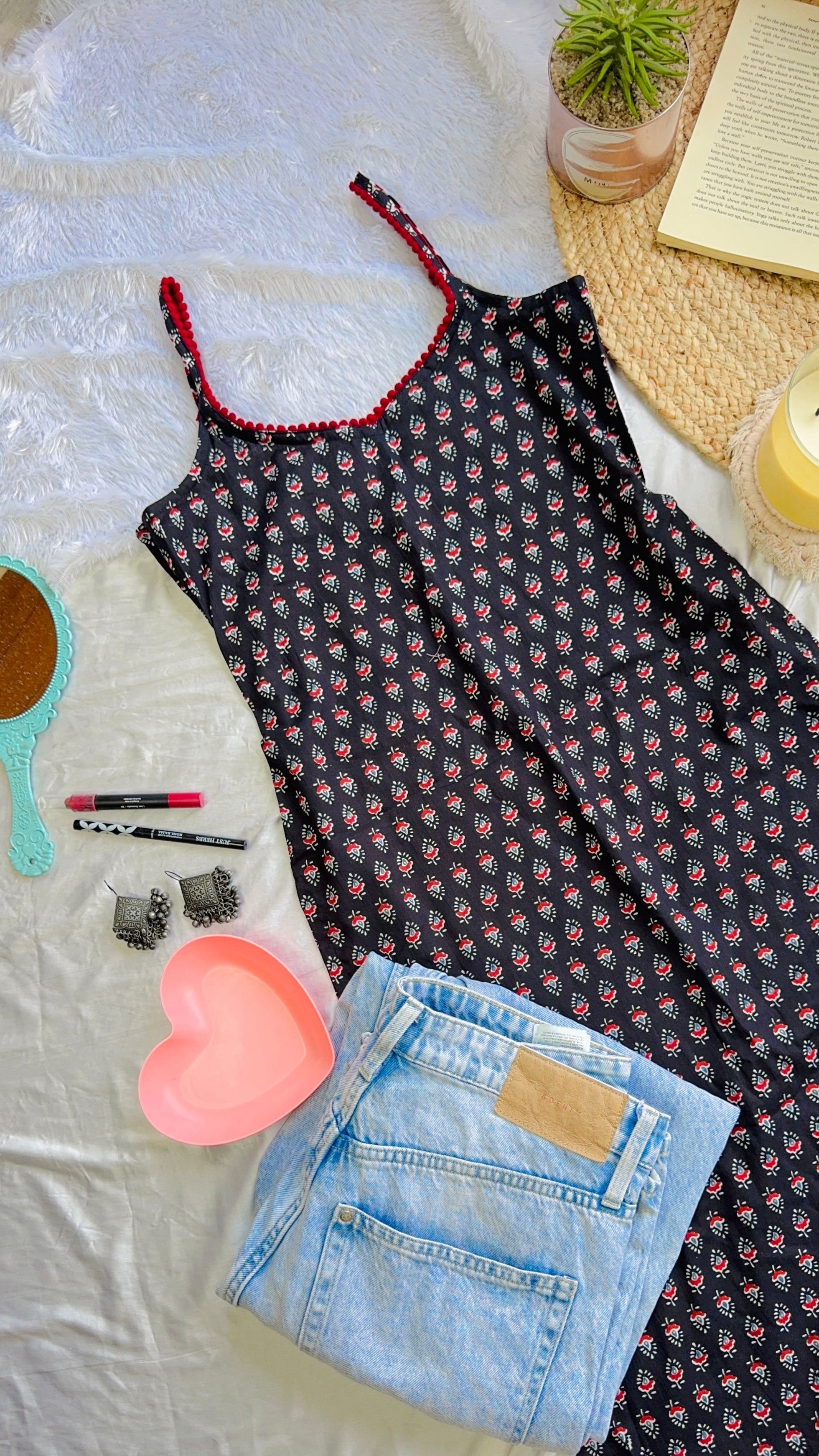 black gamthi long kurti