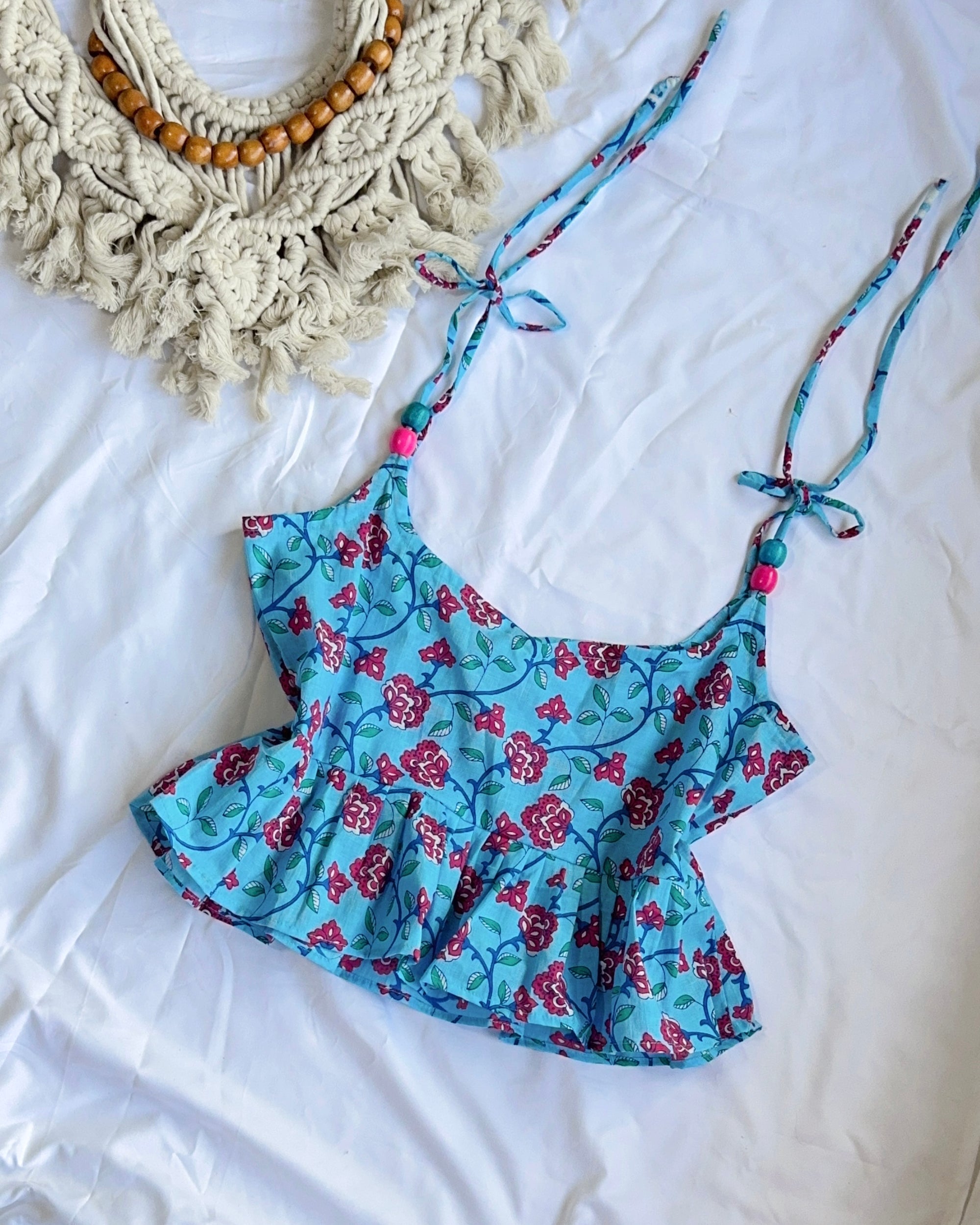 SAIRA | top