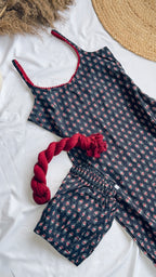 black gamthi suit set