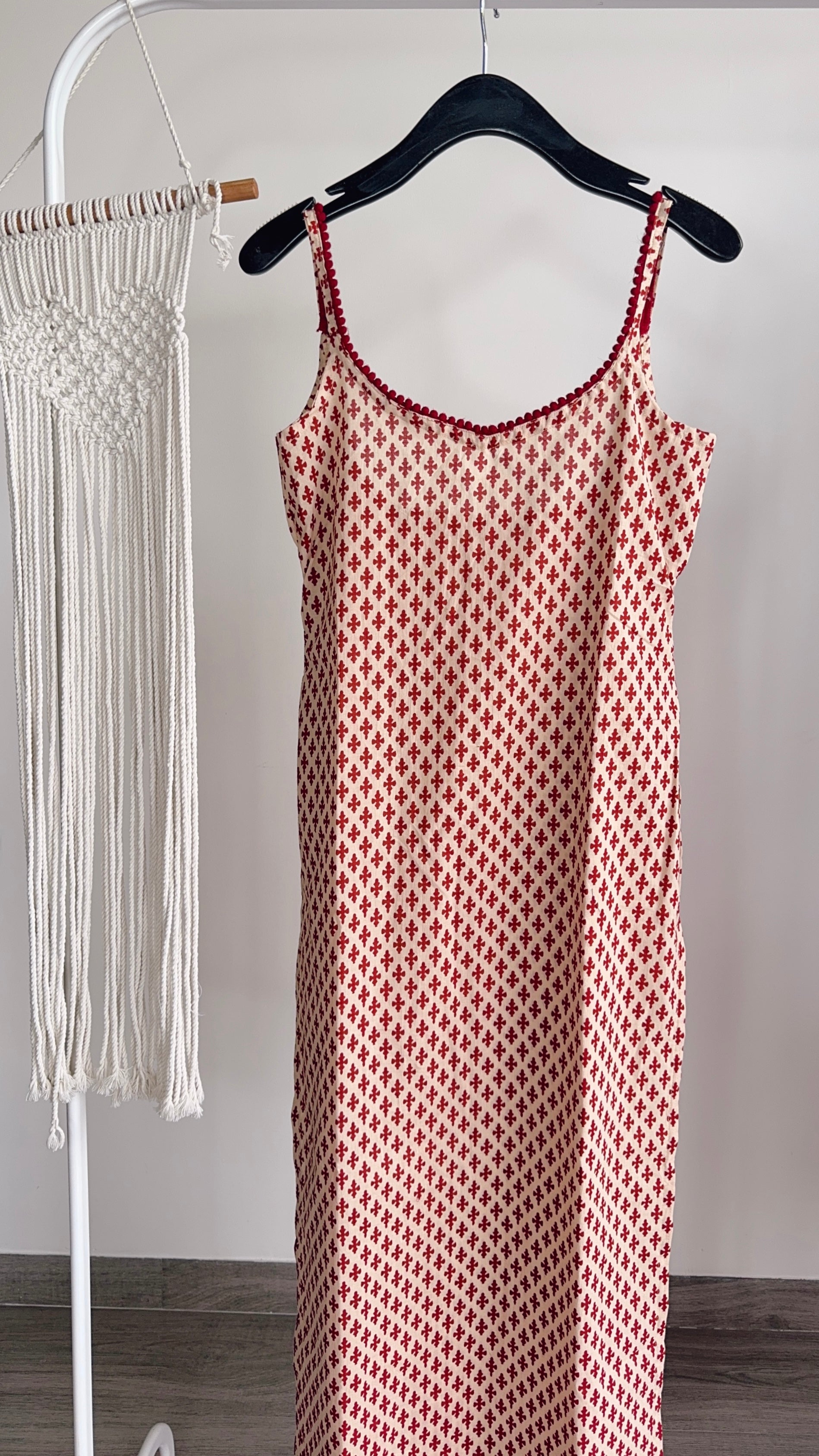 cream maroon gamthi long kurti