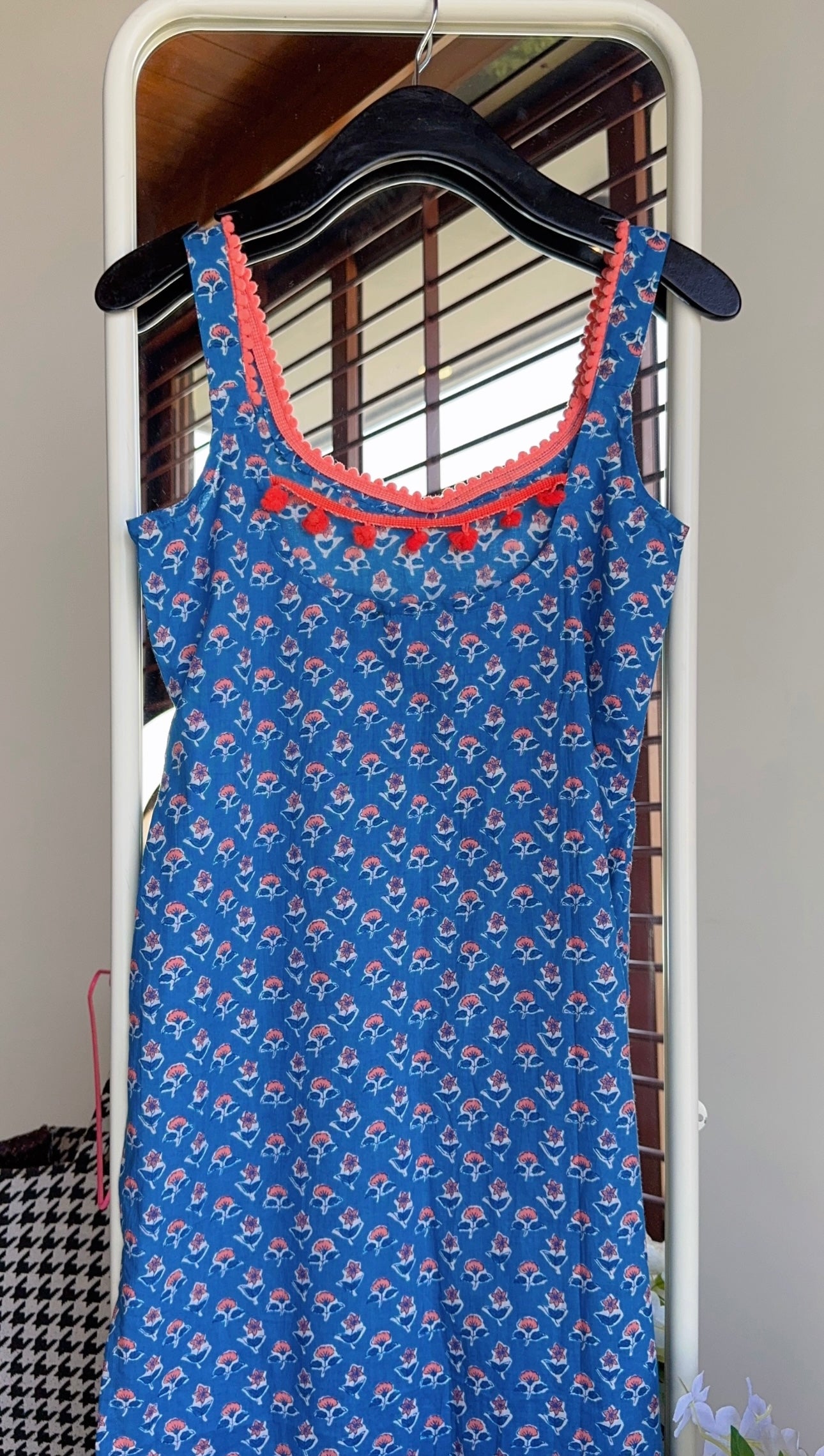 blue butti long kurti