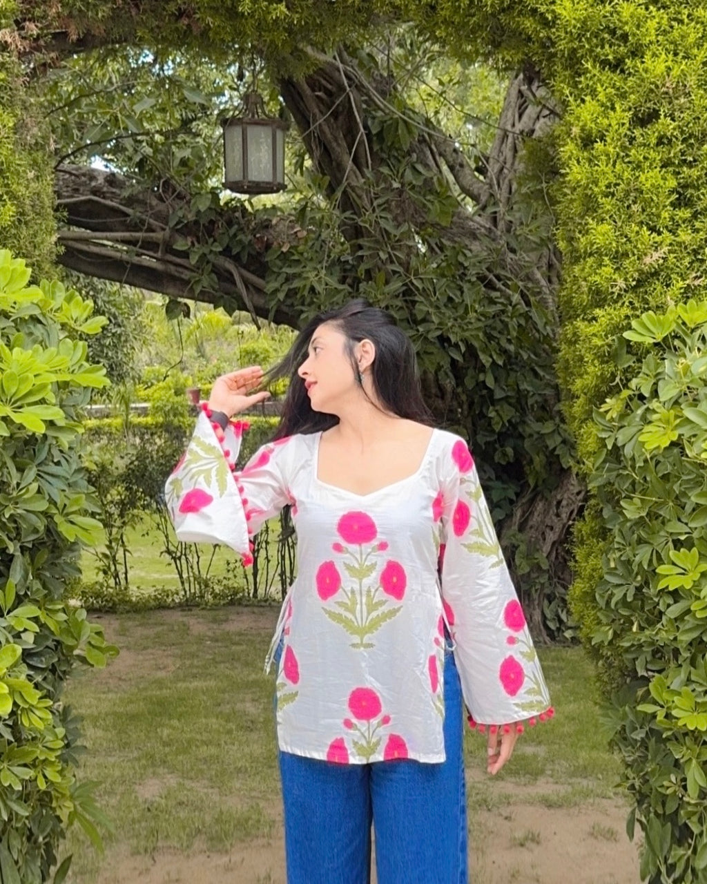 RAANI | bell sleeves kurta