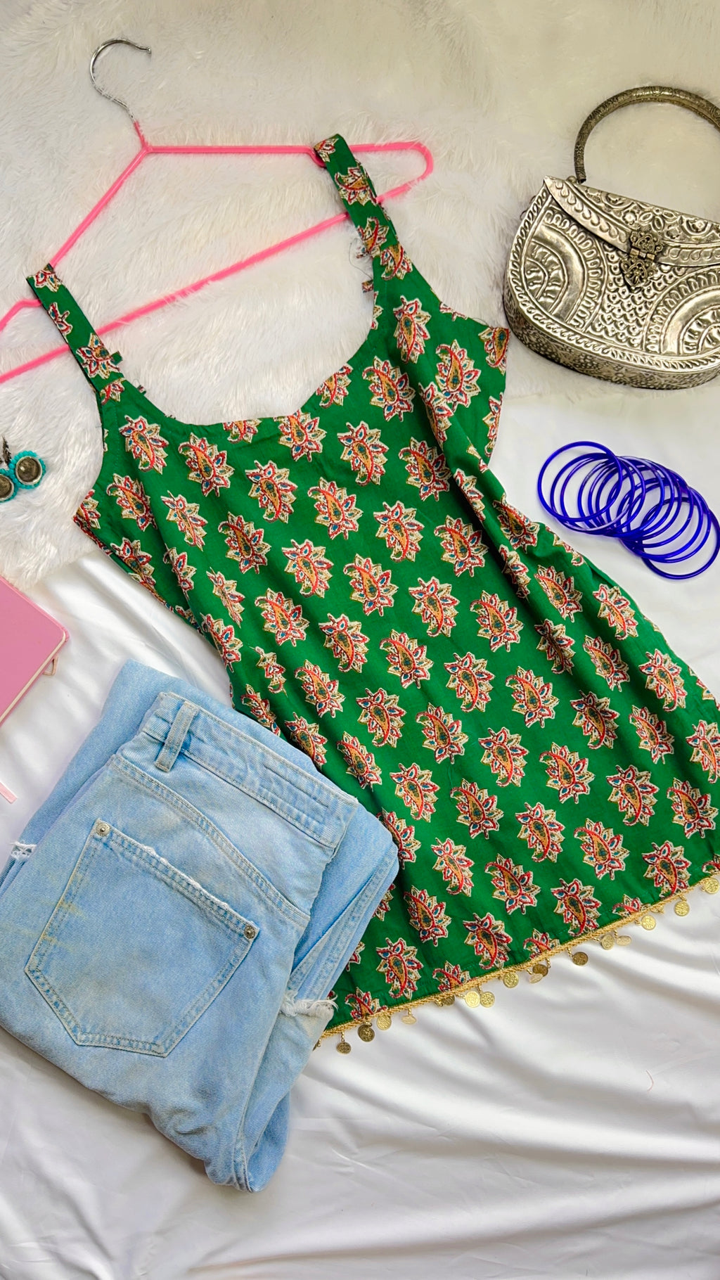 Kachhi keri shortie with gold coin lace