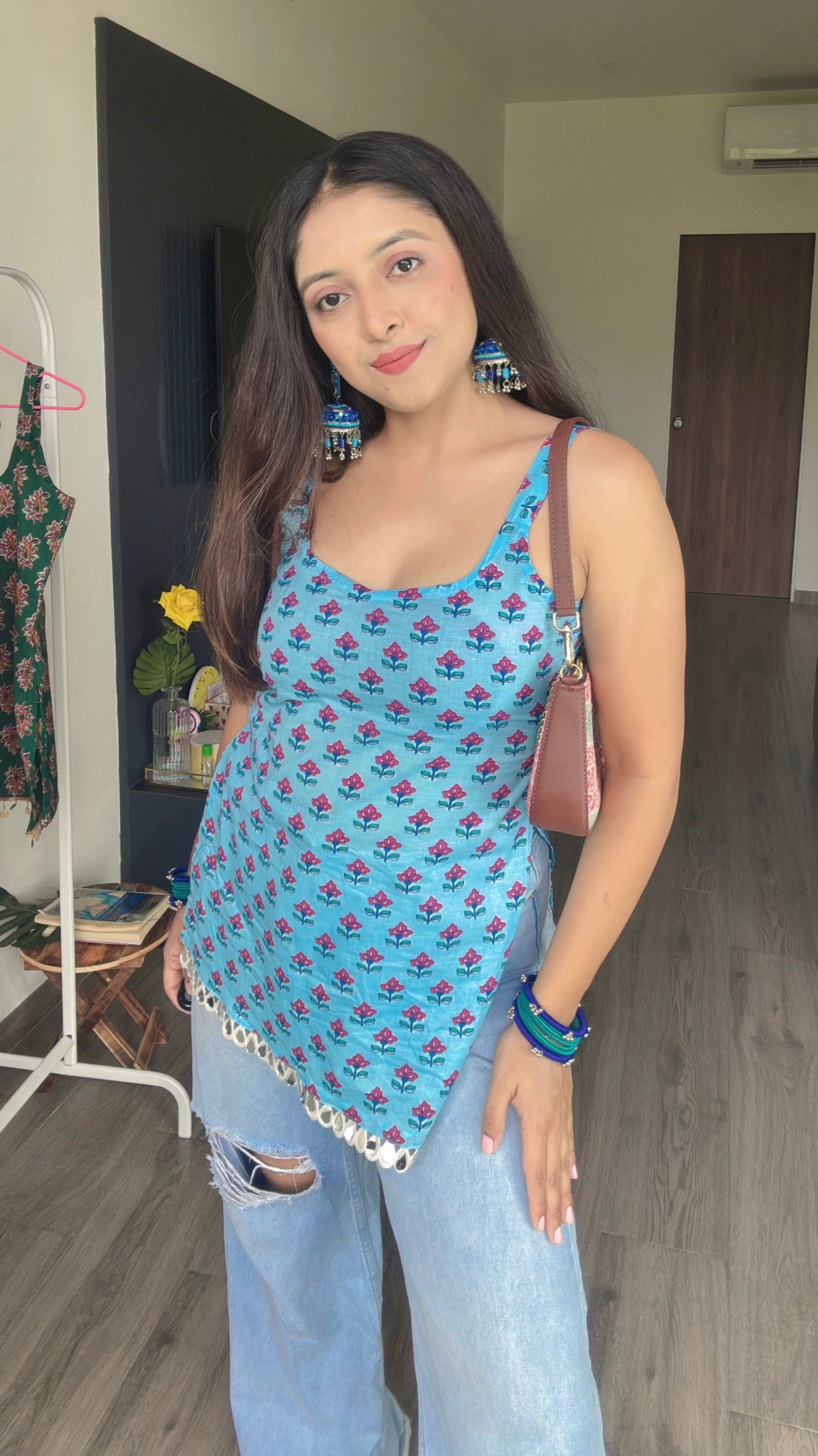 sky butti mirror lace shortie