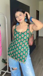 Kachhi keri shortie with gold coin lace