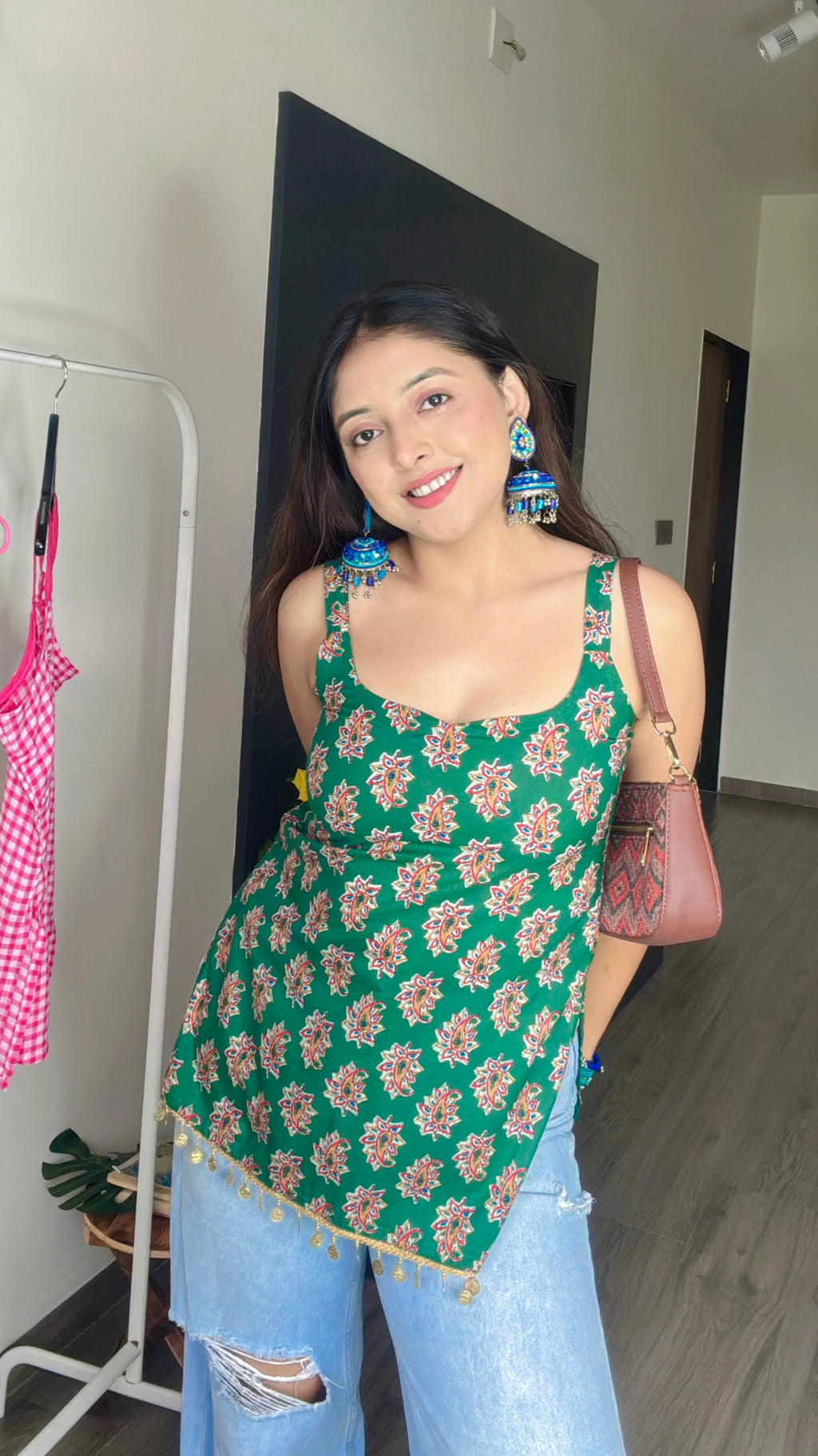 Kachhi keri shortie with gold coin lace