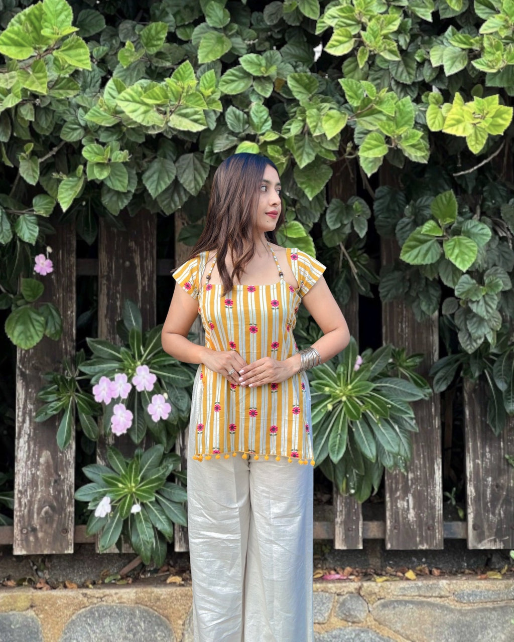 KANCHAN | short sleeves kurti